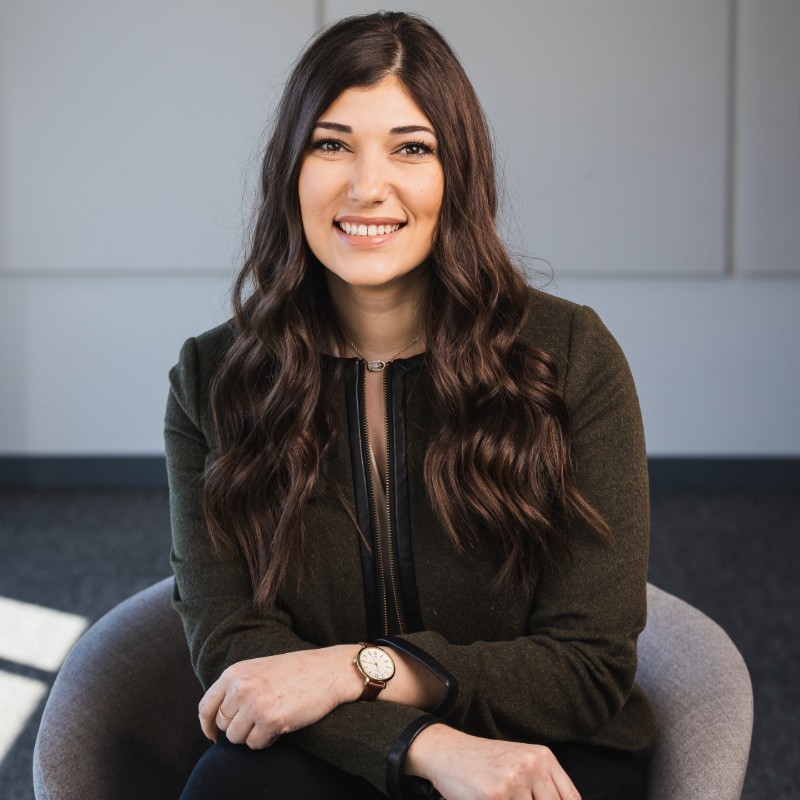 Headshot of Victoria Lotz